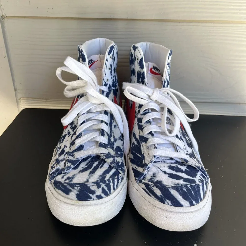 Nike Men's Blazer Mid 77 Vintage Tie Dye Shoes Sneakers 10.5 Style CZ7874-600